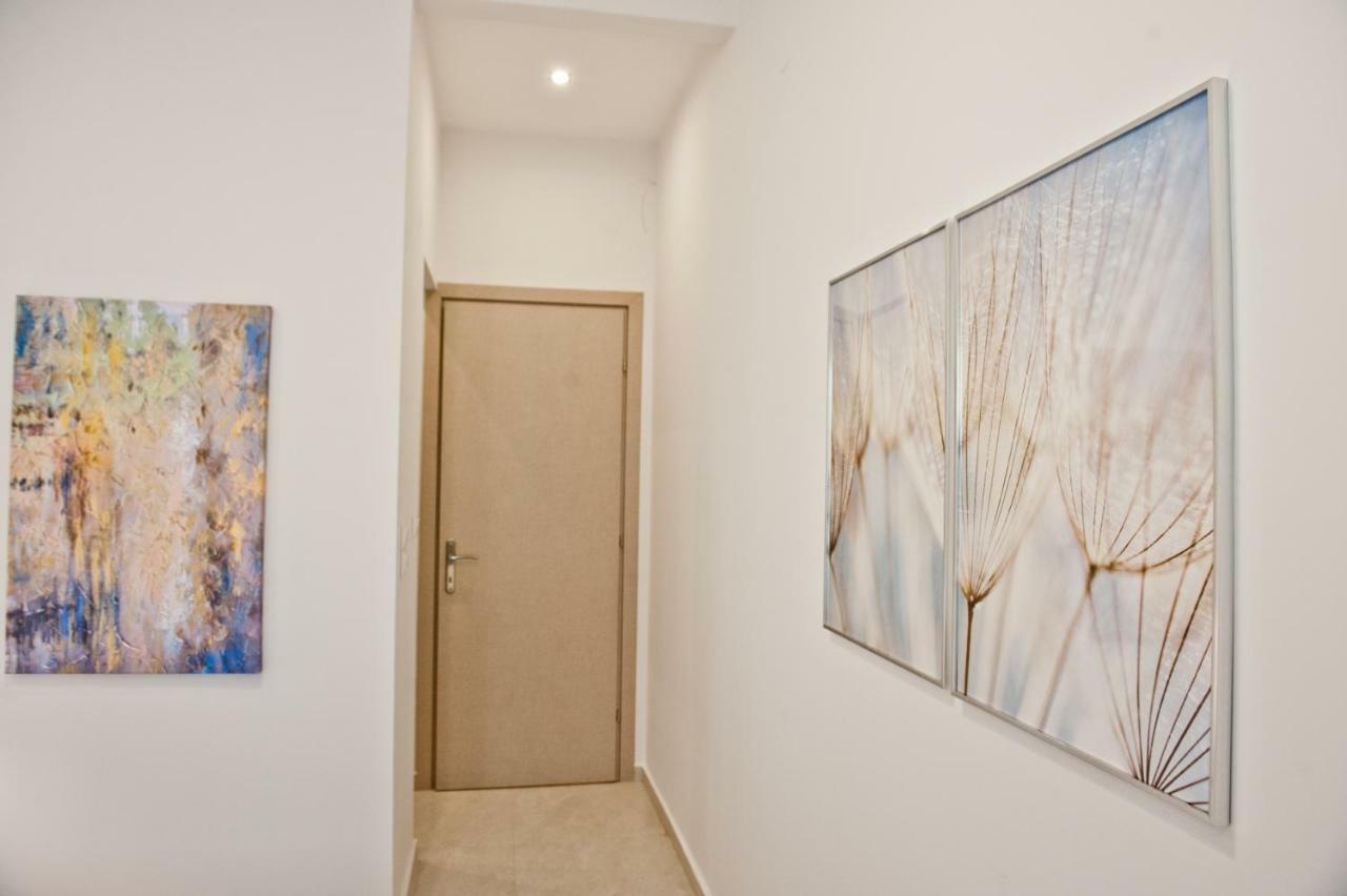 White Bell #Colony City Center Thessaloniki Buitenkant foto